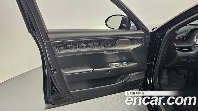 Genesis G90 Бензин 3.5 турбо AWD — Фото автомобиля 23