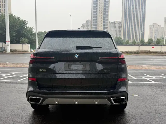 BMW X5 — Фото автомобиля 9