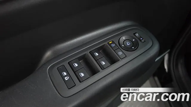 Hyundai Santafe Santa Fe (MX5) Бензин 2.5T 2WD — Фото автомобиля 23
