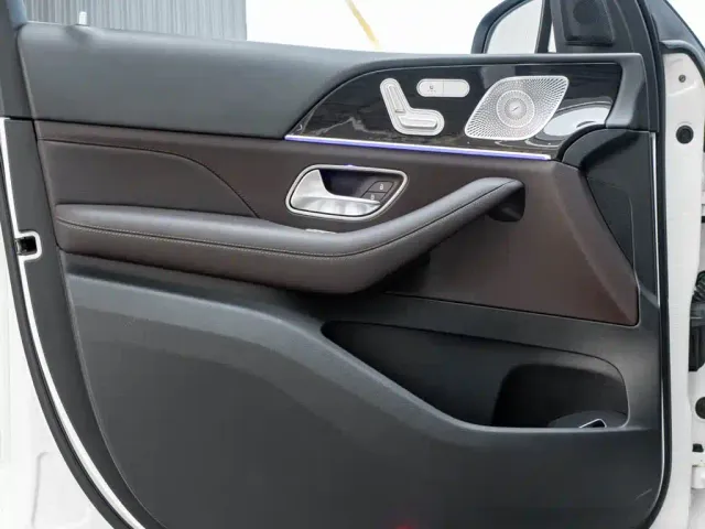 Mercedes-Benz GLE-Class — Фото автомобиля 21