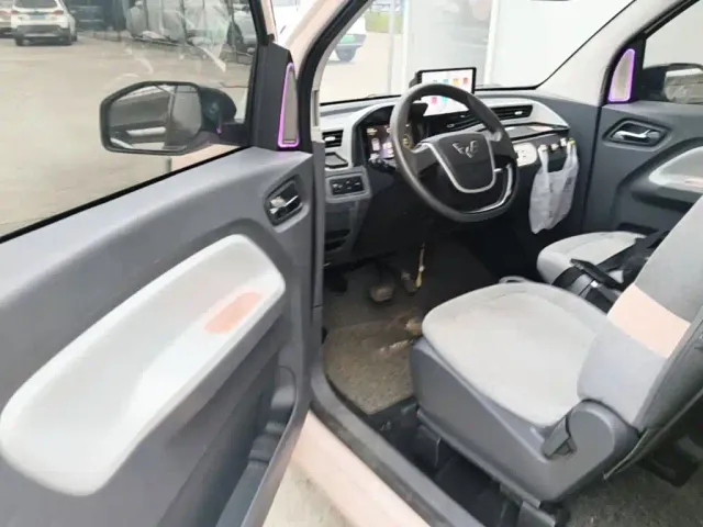 Wuling Hongguang Mini EV — Фото автомобиля 20