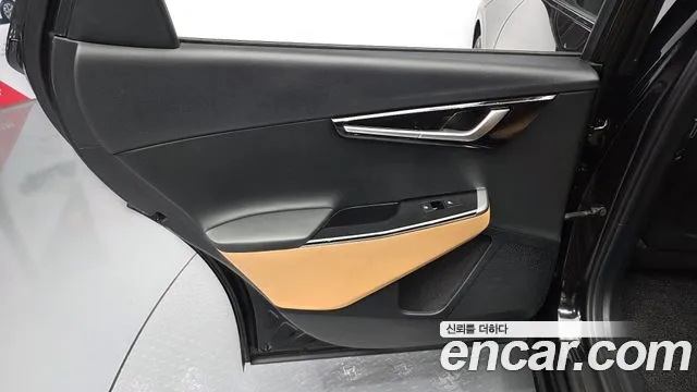Kia EV6 — Фото автомобиля 24