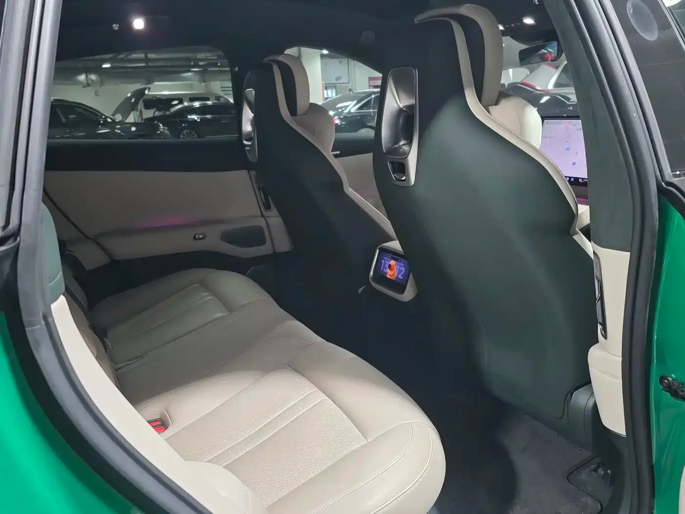 Xiaomi Auto Xiaomi YU7 2025 Ultra Long Range High Performance AWD Max Edition — Фото автомобиля 3