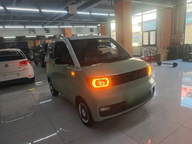 Wuling Hongguang Mini EV — Фото автомобиля 3