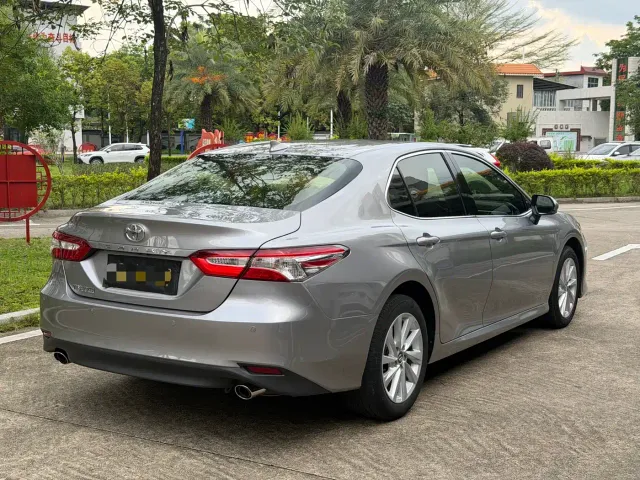 Toyota Camry — Фото автомобиля 7