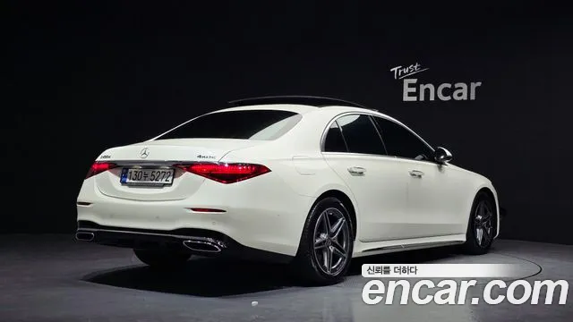 Mercedes-Benz S-Class — Фото автомобиля 2