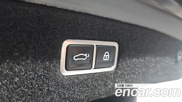 Genesis G90 — Фото автомобиля 16