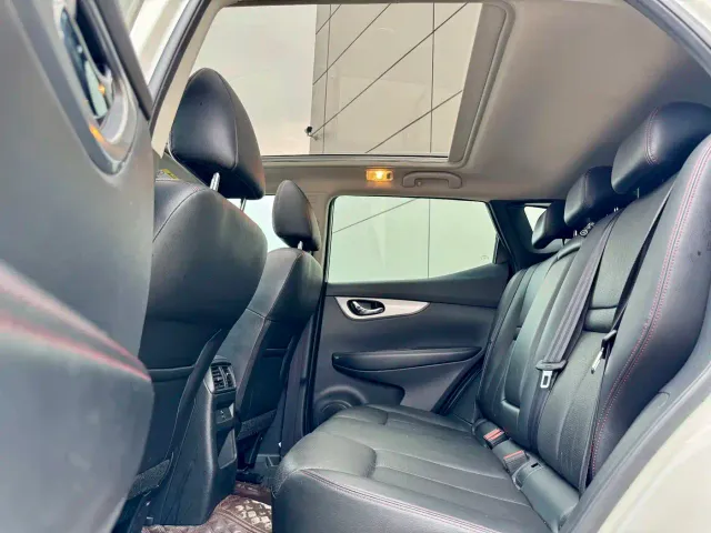 Nissan Qashqai — Фото автомобиля 12