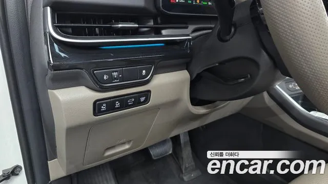 Kia Carnival — Фото автомобиля 26
