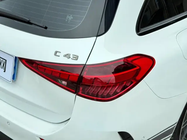 Mercedes-Benz C-Class AMG — Фото автомобиля 24
