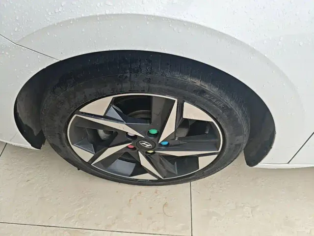 Hyundai Elantra — Фото автомобиля 22