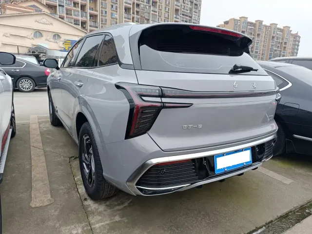 Hongqi HS3 — Фото автомобиля 19