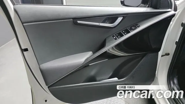 Kia Niro The All New — Фото автомобиля 13