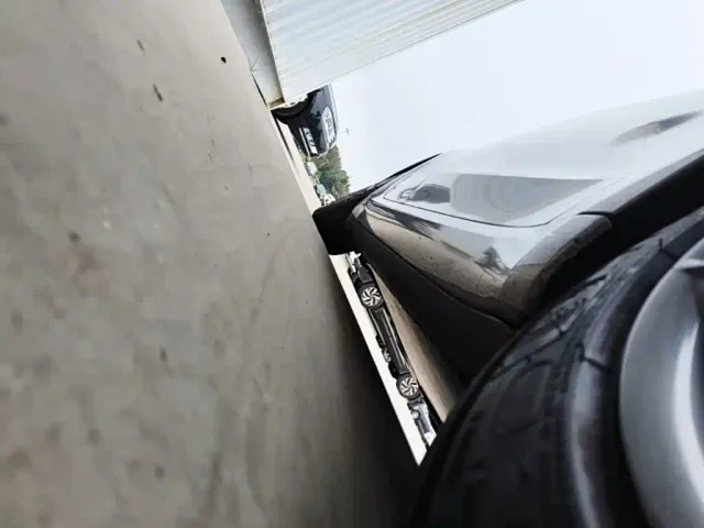 Tesla Model 3 — Фото автомобиля 20