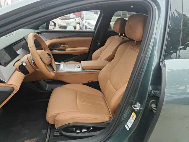 BYD Han L — Фото автомобиля 14