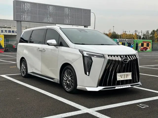 GAC Trumpchi M8 — Фото автомобиля 3