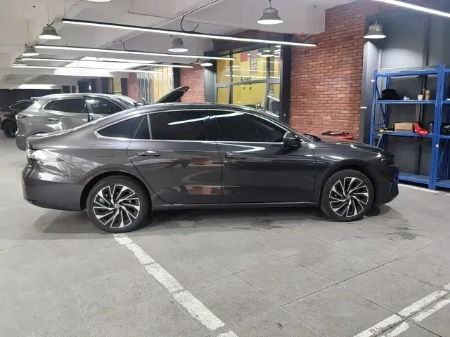 Volkswagen Sagitar — Фото автомобиля 5