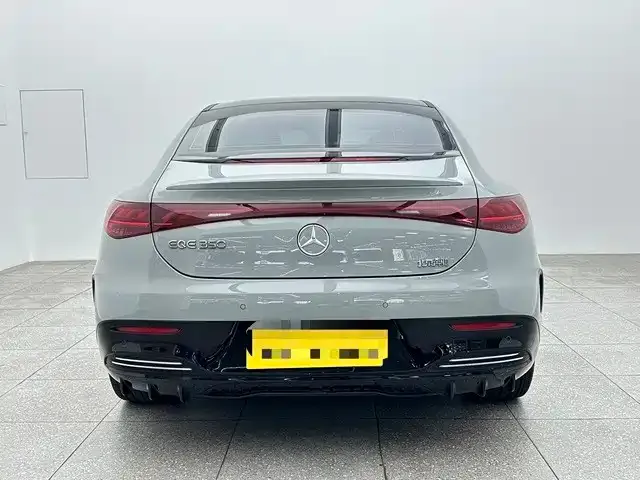 Mercedes-Benz EQE — Фото автомобиля 5