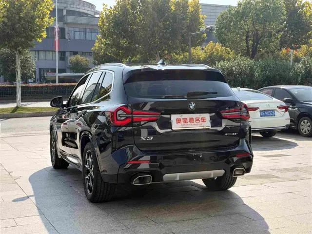 BMW X3 — Фото автомобиля 9