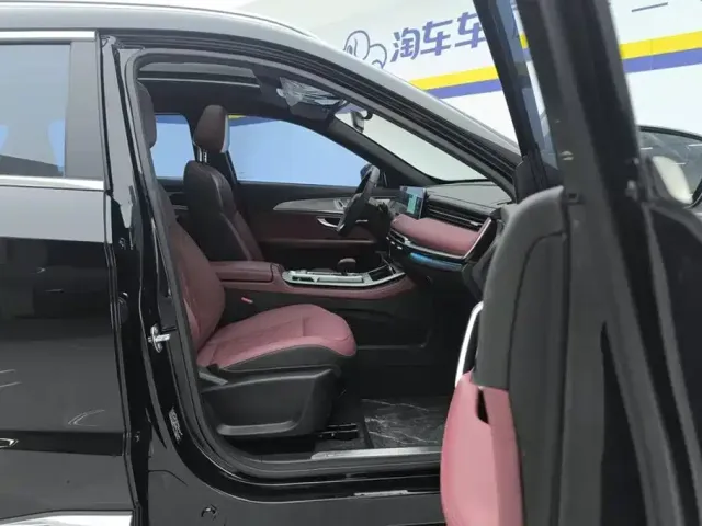 Jetour X70 Plus — Фото автомобиля 8