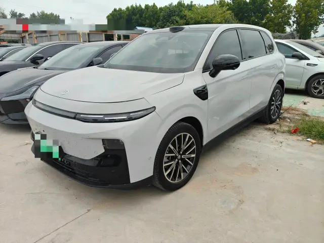 Фотография автомобиля — Leapmotor B10