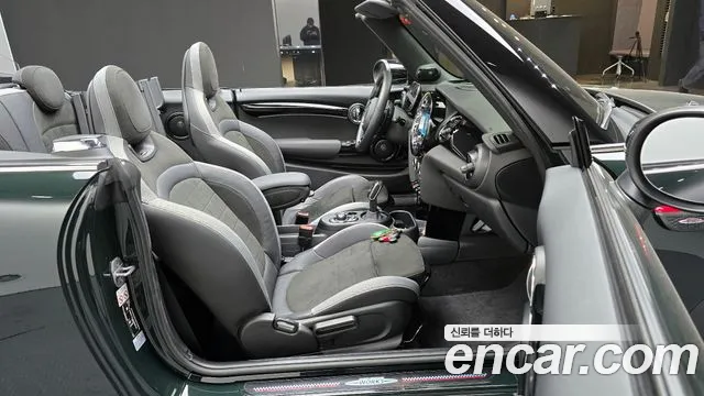 Mini Cooper Convertible — Фото автомобиля 10