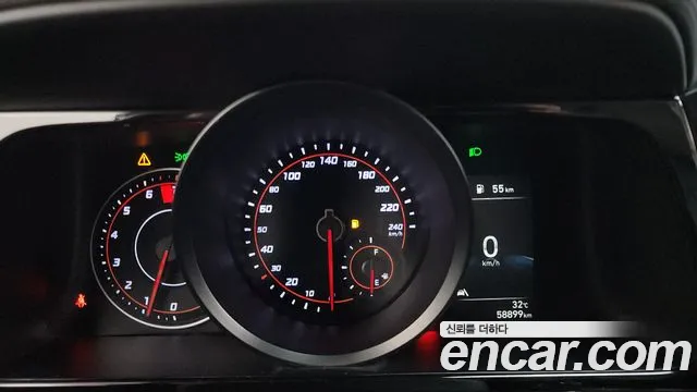 Hyundai AVANTE Avante (CN7) — Фото автомобиля 8