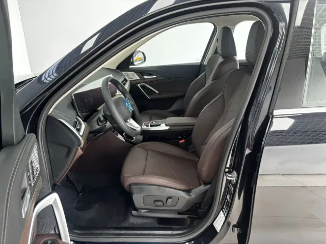 BMW X1 — Фото автомобиля 12
