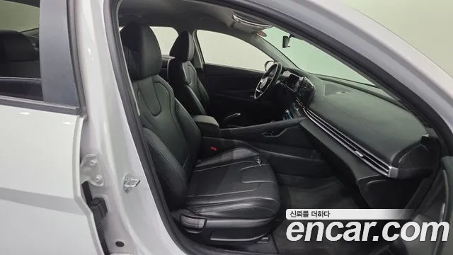 Hyundai Avante — Фото автомобиля 16