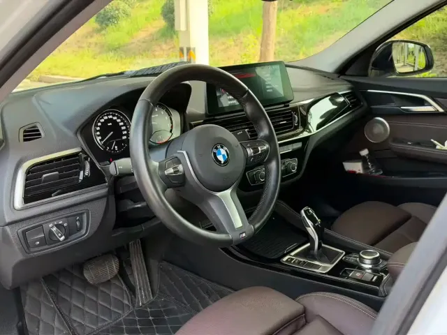 BMW 1 Series — Фото автомобиля 9