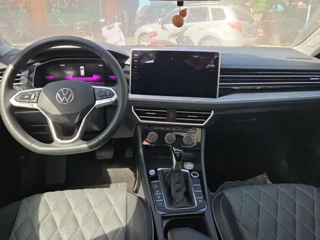 Volkswagen Sagitar — Фото автомобиля 12