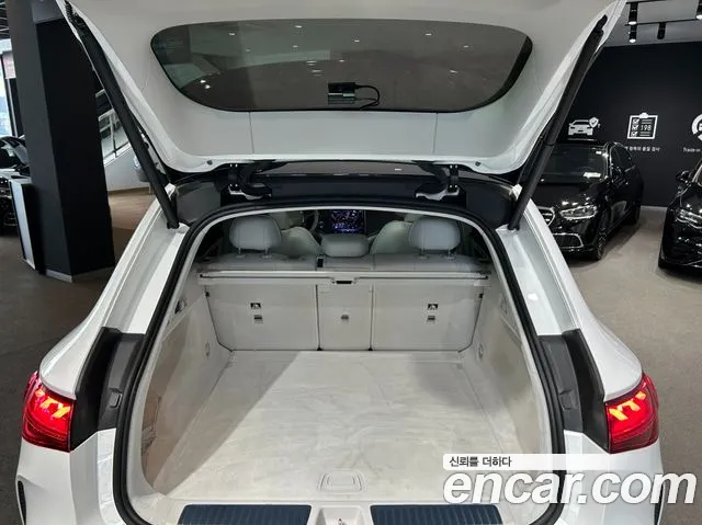 Mercedes-Benz EQE X294 — Фото автомобиля 13