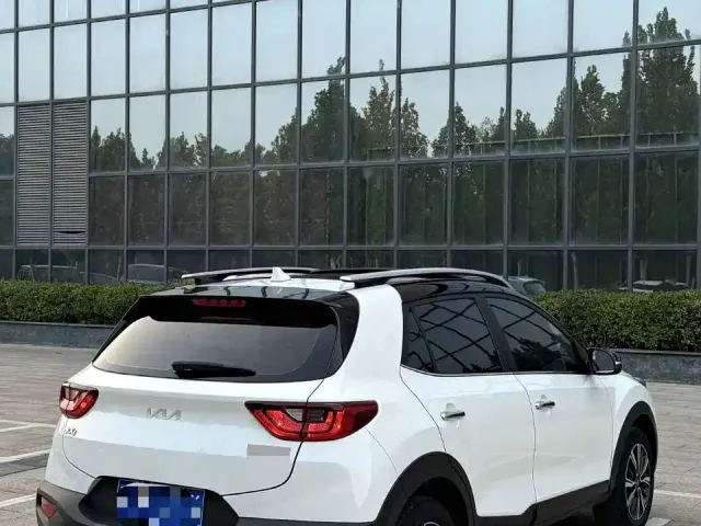 Kia KX1 — Фото автомобиля 4