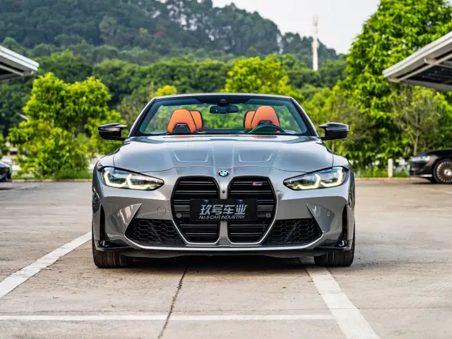 BMW M4 — Фото автомобиля 2
