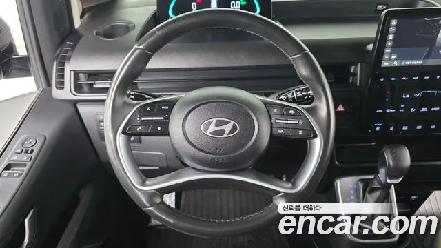 Hyundai Staria Staria — Фото автомобиля 13