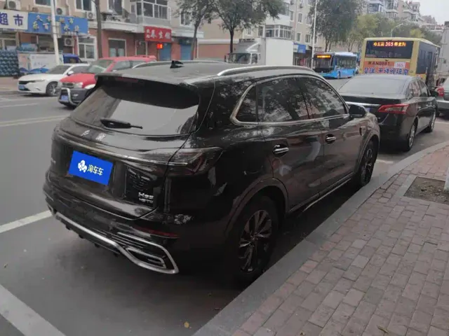 Hongqi HS5 — Фото автомобиля 3