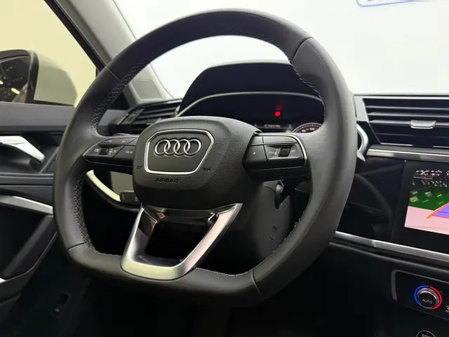 Audi Q3 — Фото автомобиля 16