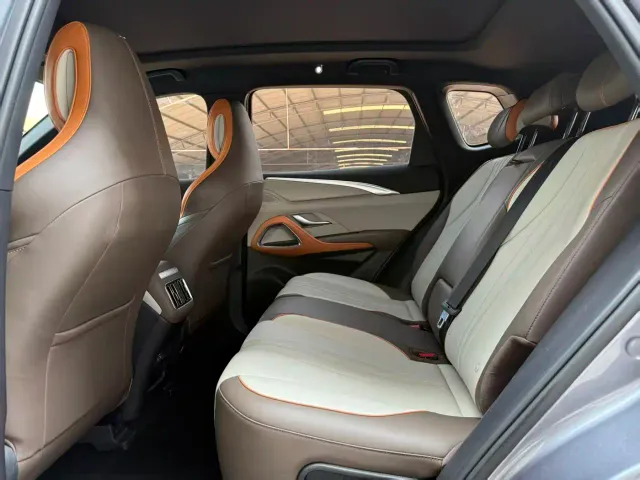 BYD Song Pro — Фото автомобиля 9