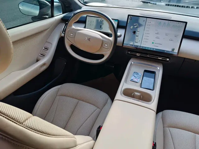 Xpeng P7+ — Фото автомобиля 10
