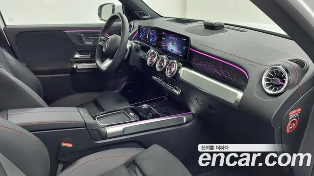 Mercedes-Benz EQB — Фото автомобиля 9