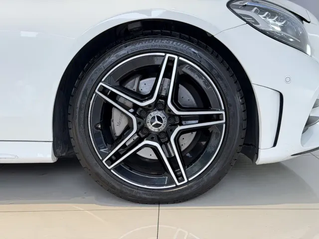 Mercedes-Benz C-Class — Фото автомобиля 22