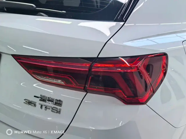 Audi Q3 — Фото автомобиля 8