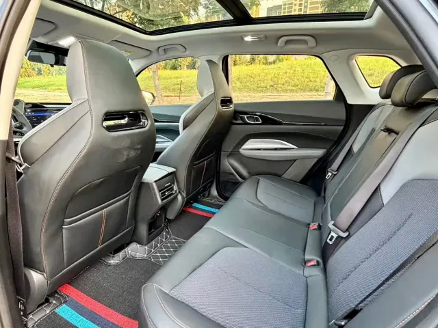 Changan Z6 — Фото автомобиля 4