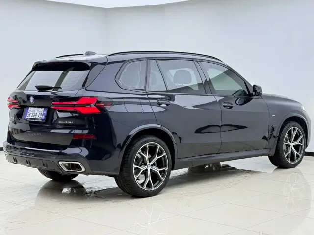BMW X5 — Фото автомобиля 14