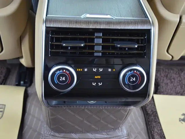Land Rover Range Rover — Фото автомобиля 10