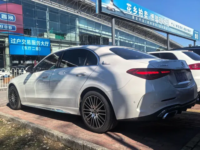 Mercedes-Benz C-Class — Фото автомобиля 9