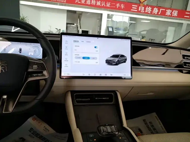 BYD Qin L — Фото автомобиля 12