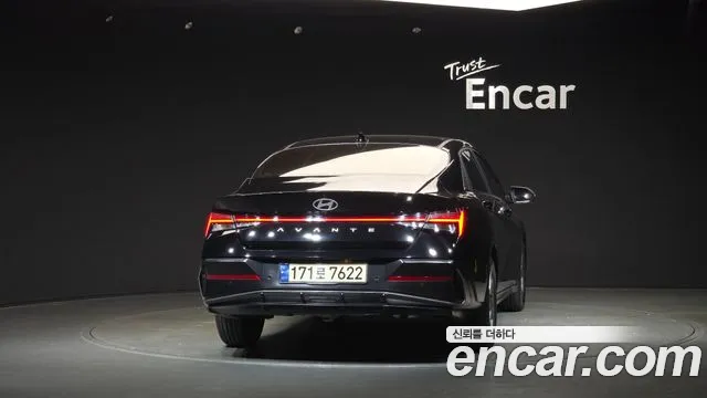 Hyundai Avante CN7 — Фото автомобиля 4