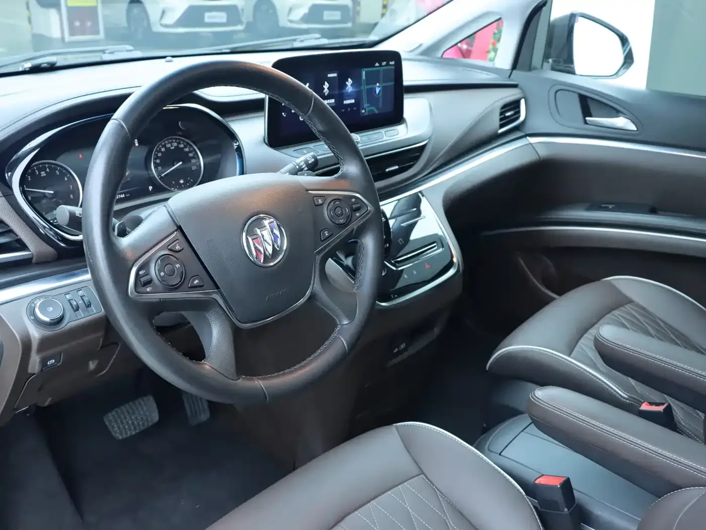 Buick Buick GL8 2022 Land Business Class 652T Luxury — Фото автомобиля 6
