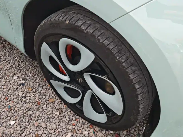 IM Motors LS6 — Фото автомобиля 6